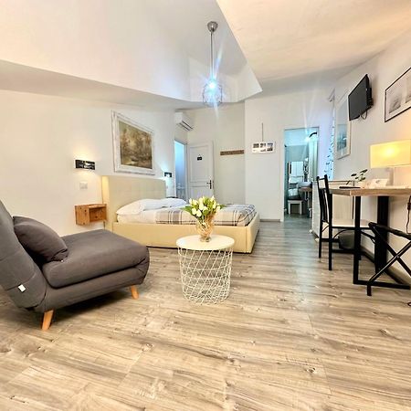 Il Borghetto Guest House ชิวิตาเวกเกีย ภายนอก รูปภาพ